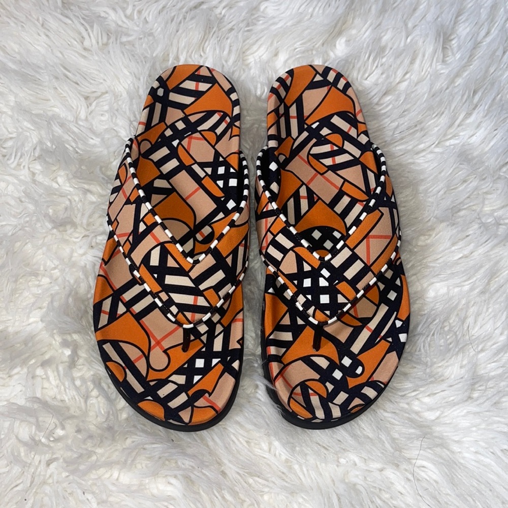 Men’s B monogram flip flop in orange